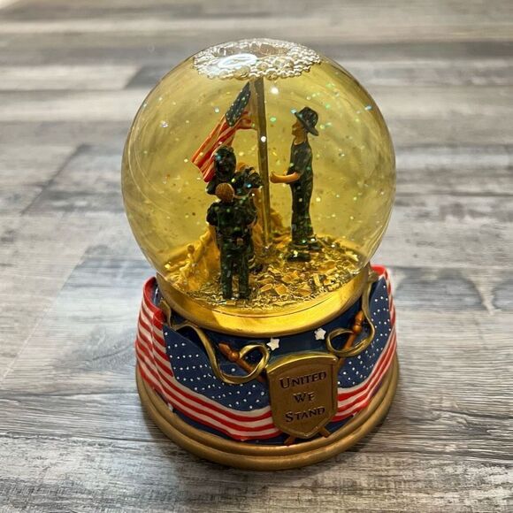 United We Stand Musical Snow Globe Plays God Bless America 9/11 tribute - Picture 2 of 4